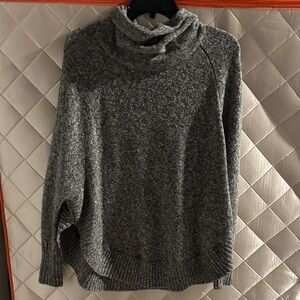 Leo & Nicole Charcoal Knit Sweater